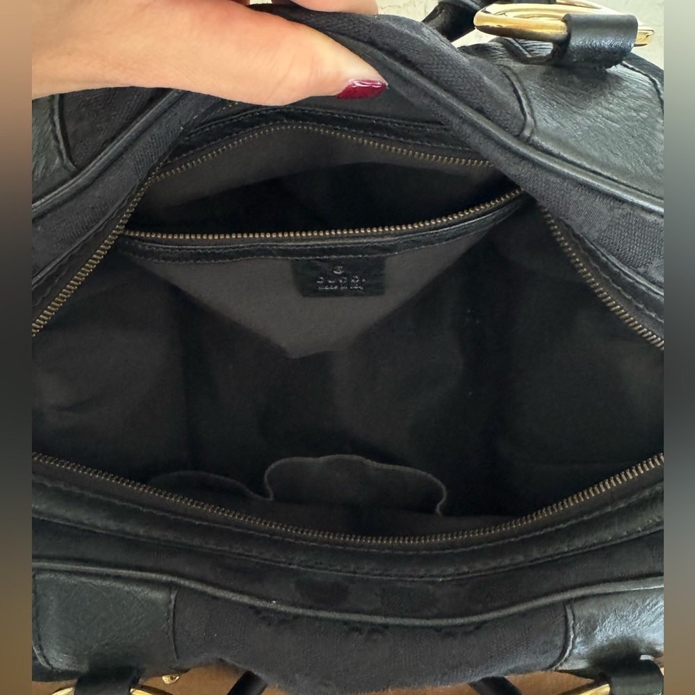 Gucci Handbag - Picture 7 of 7